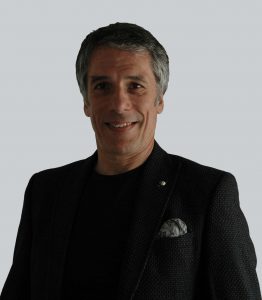 coach Mauro